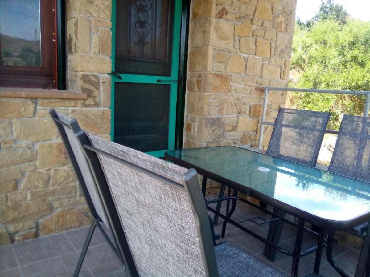 Stone House Of Panos Kornos Exterior foto
