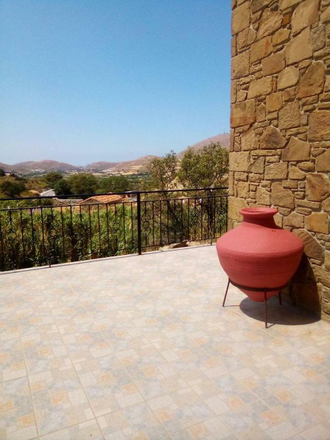 Stone House Of Panos Kornos Exterior foto